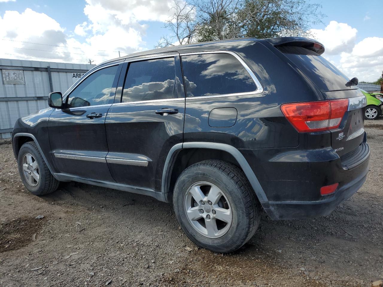 Изображение 2 2012 JEEP GRAND CHEROKEE LAREDO 2012 с VIN 1C4RJEAG3CC171678