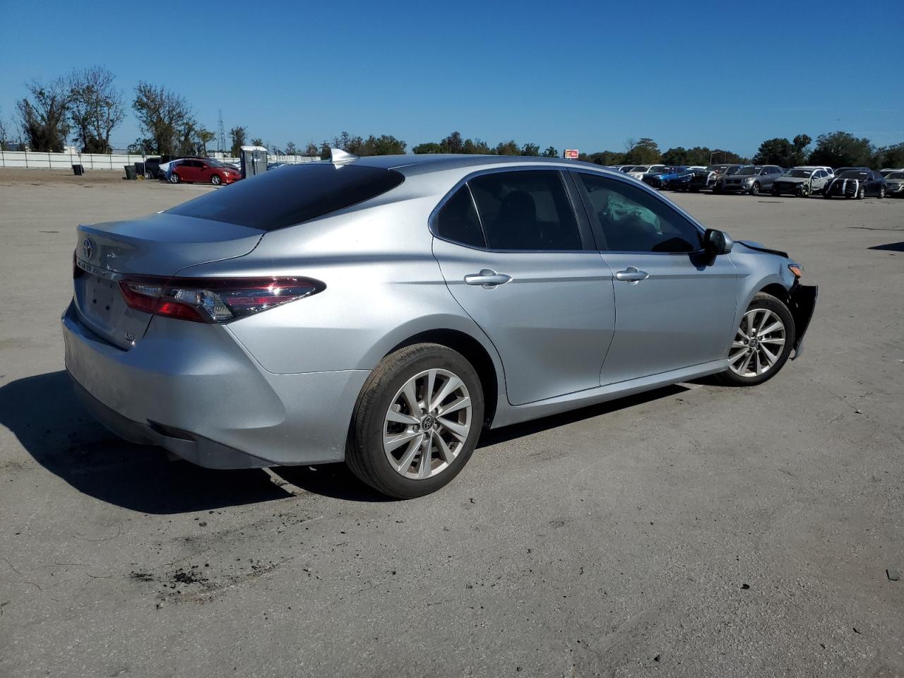 Изображение 3 2023 TOYOTA CAMRY LE 2023 с VIN 4T1C11BK1PU099490