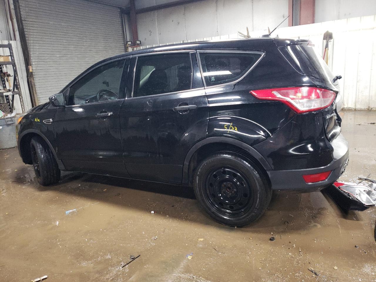 Изображение 2 2016 FORD ESCAPE S 2016 с VIN 1FMCU0F75GUB96795