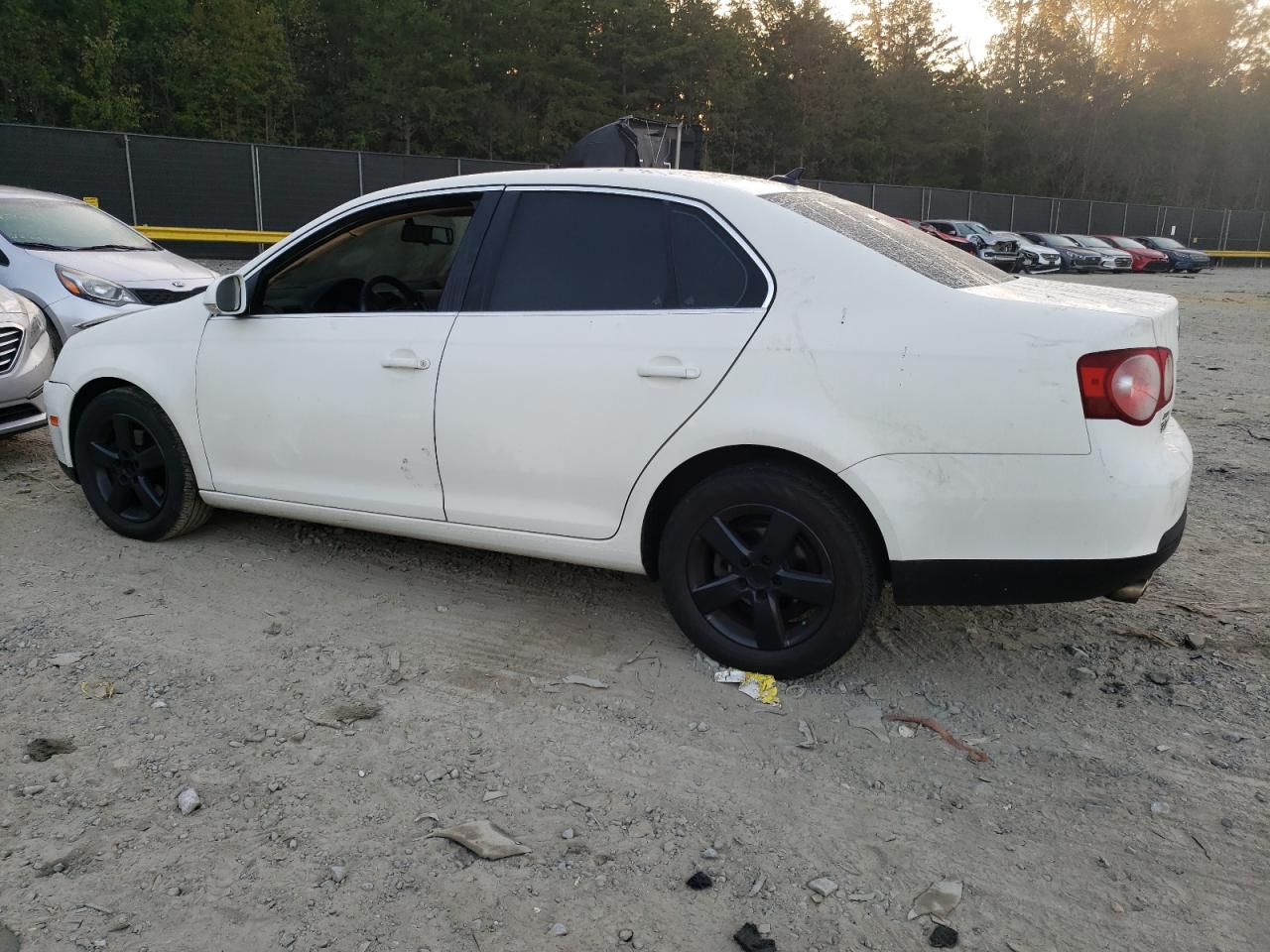 Изображение 2 2008 VOLKSWAGEN JETTA SE 2008 с VIN 3VWRZ71K78M010603