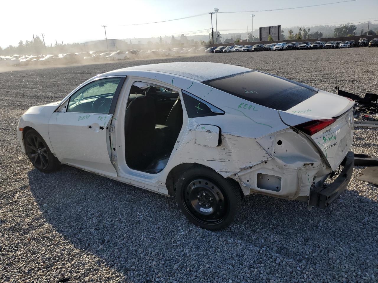 Изображение 2 2019 HONDA CIVIC SPORT 2019 с VIN 2HGFC2F86KH601357