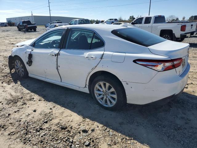 Obraz 2 z 2020 TOYOTA CAMRY LE 2020 z VIN 4T1C11AK6LU944667