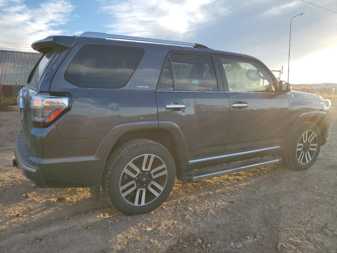 Изображение 3 2021 TOYOTA 4RUNNER TRAIL 2021 с VIN JTEKU5JRXM5885884