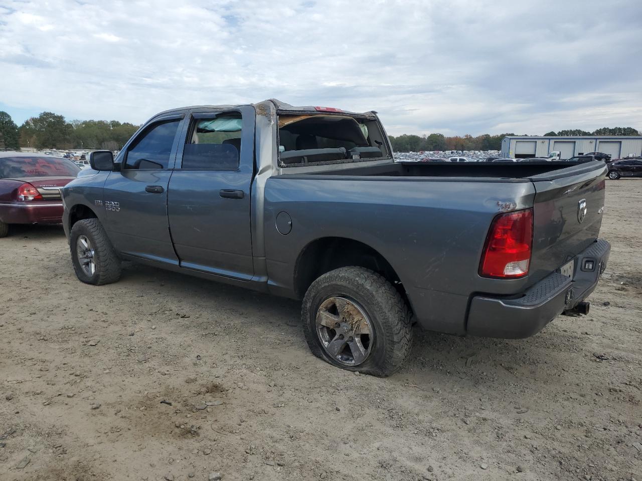Изображение 2 2013 RAM 1500 ST 2013 с VIN 1C6RR7KT5DS549238