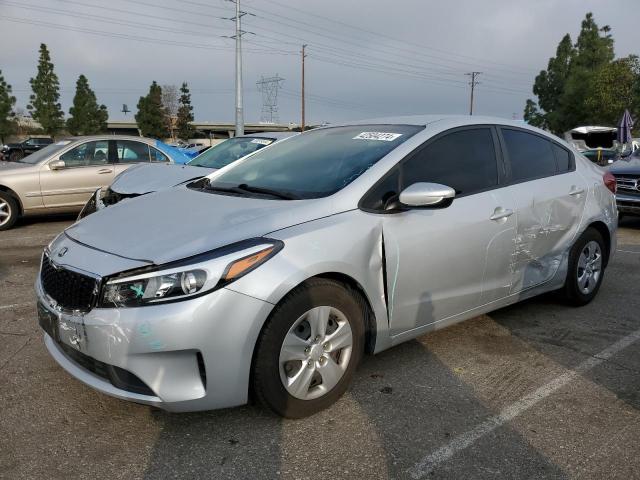 Изображение 1 2017 KIA FORTE LX 2017 с VIN 3KPFK4A77HE143621