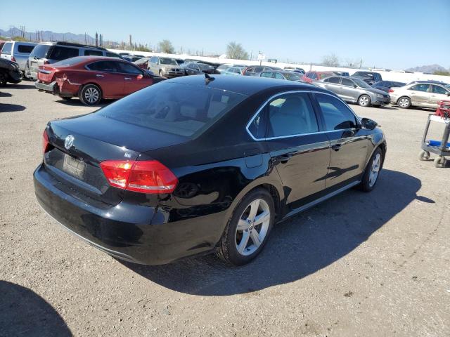 Image 3 of 2012 VOLKSWAGEN PASSAT SE 2012 with VIN 1VWBP7A3XCC093003