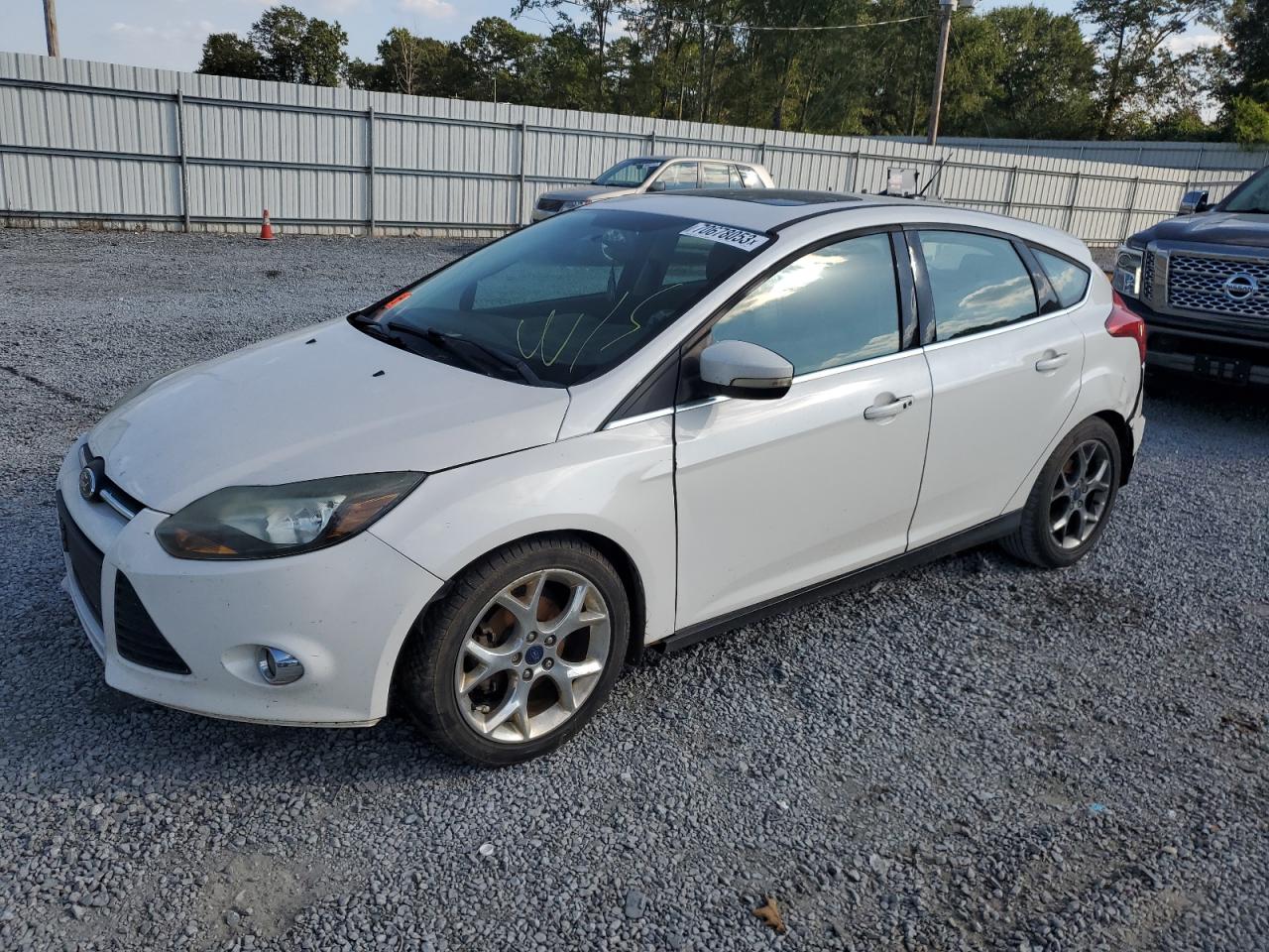 Изображение 1 2014 FORD FOCUS TITANIUM 2014 с VIN 1FADP3N25EL262522
