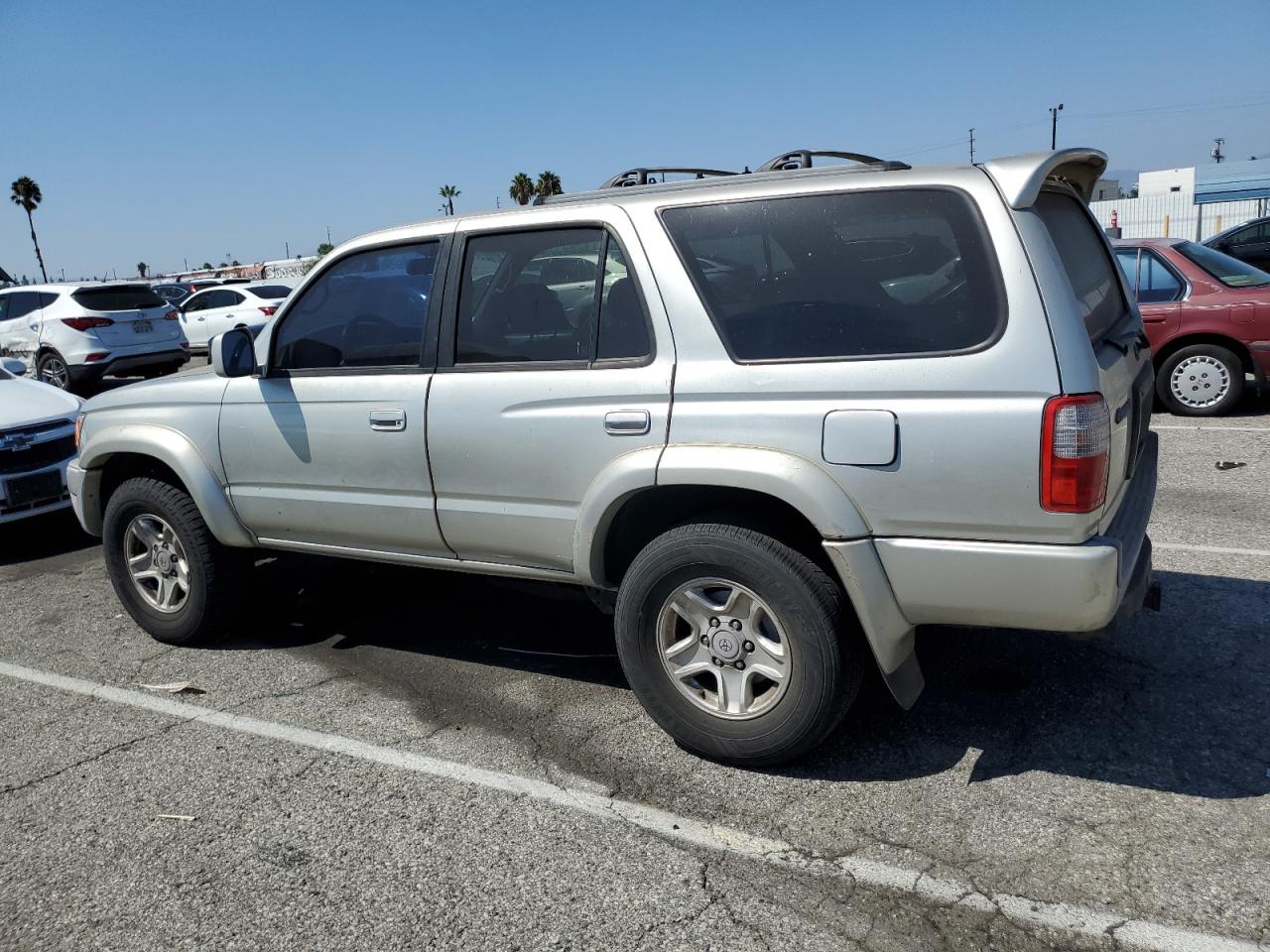 Obraz 2 z 2000 TOYOTA 4RUNNER SR5 2000 z VIN JT3GN86R4Y0163514