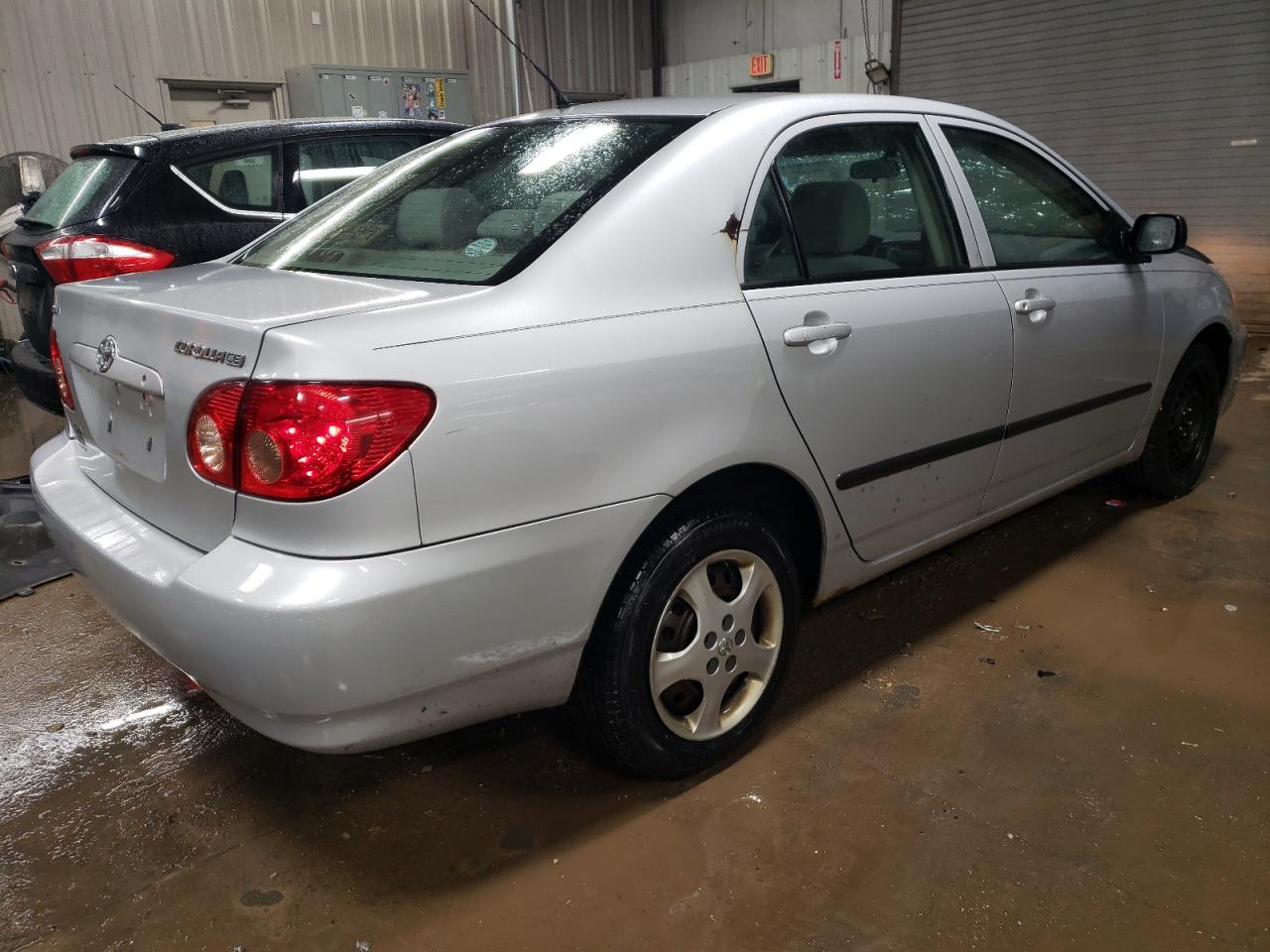 Изображение 3 2005 TOYOTA COROLLA CE 2005 с VIN 2T1BR32EX5C332565