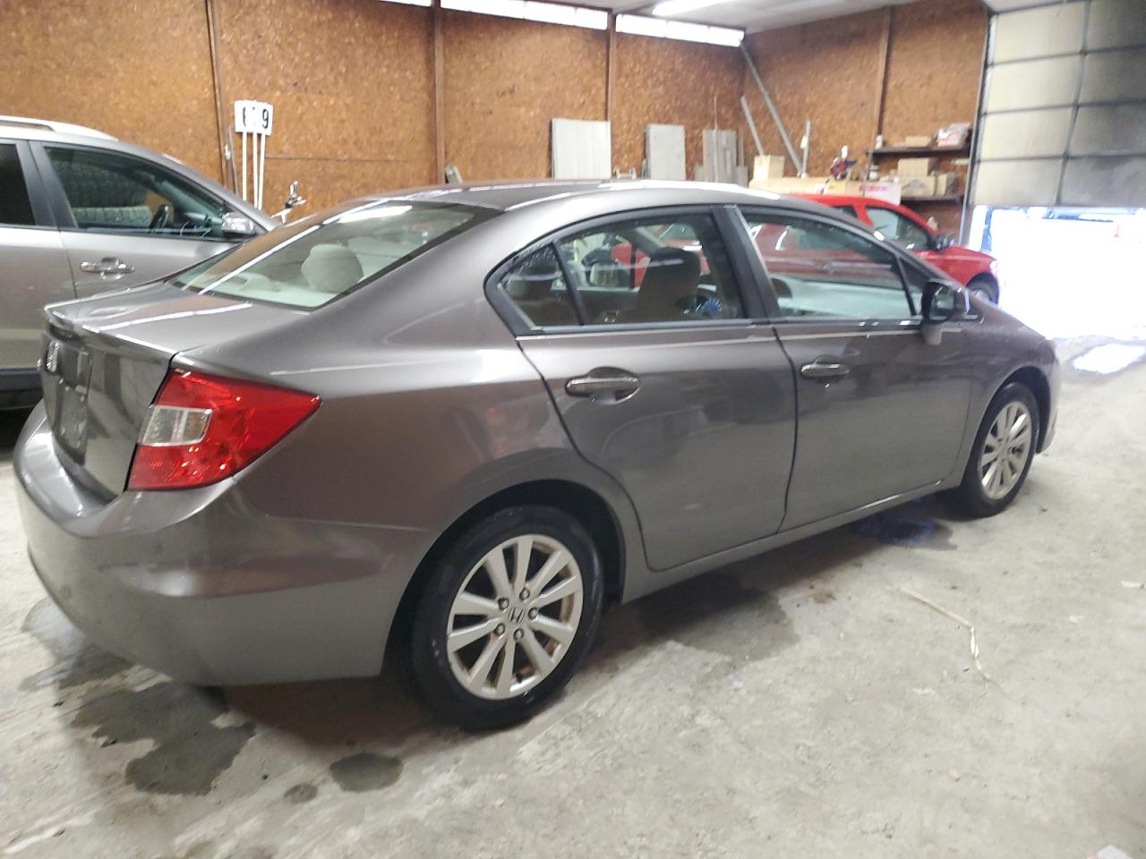 Image 3 of 2012 HONDA CIVIC EX 2012 with VIN 19XFB2F86CE336194