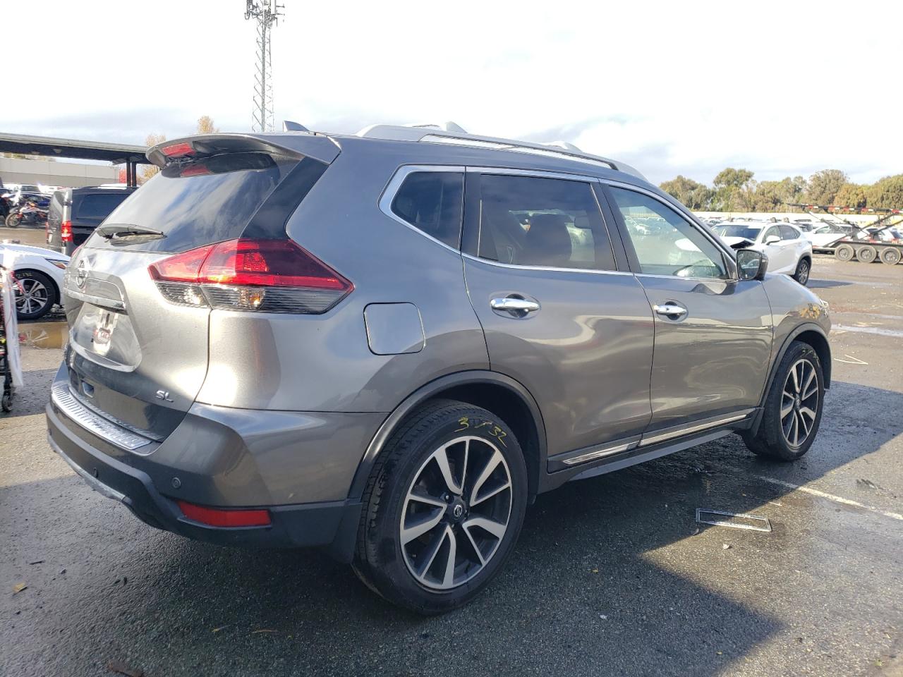 Obraz 3 z 2020 NISSAN ROGUE S 2020 z VIN 5N1AT2MT1LC706386