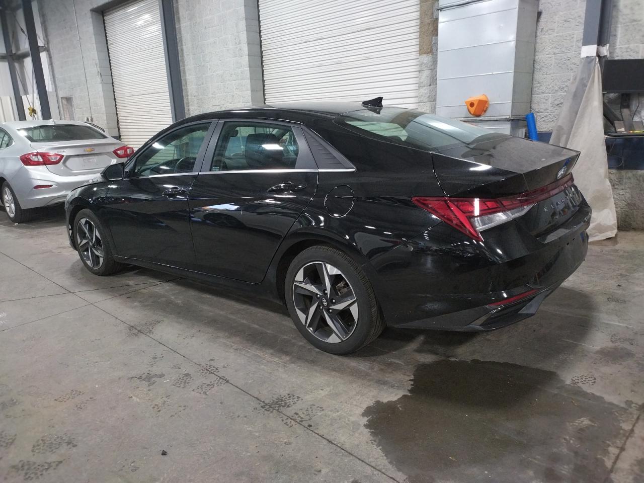 Изображение 2 2022 HYUNDAI ELANTRA SEL 2022 с VIN 5NPLN4AG0NH072490