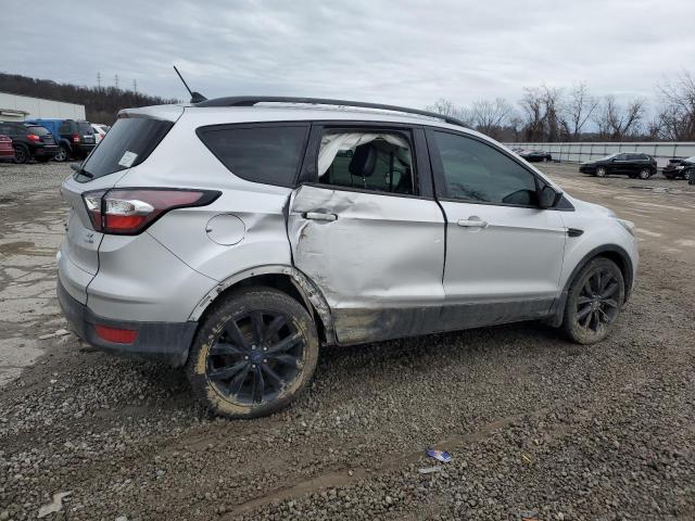 Image 3 of 2018 FORD ESCAPE SE 2018 with VIN 1FMCU9GD2JUA51200