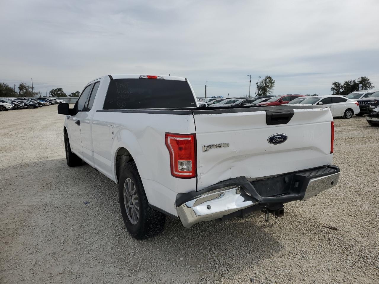 Изображение 2 2017 FORD F150 SUPER CAB 2017 с VIN 1FTEX1CP9HKC37537