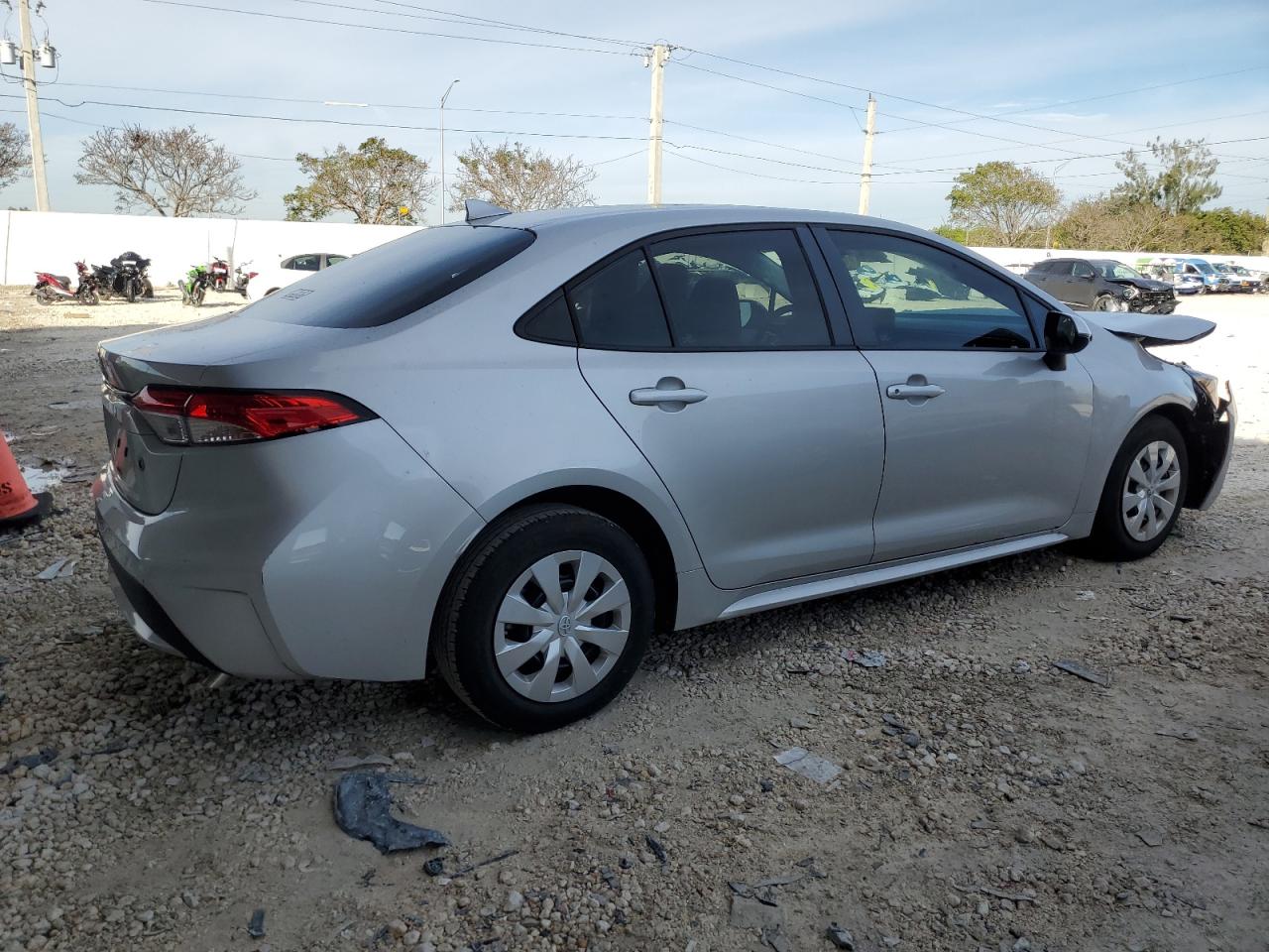 Obraz 3 z 2020 TOYOTA COROLLA L 2020 z VIN 5YFDPRAE8LP061411