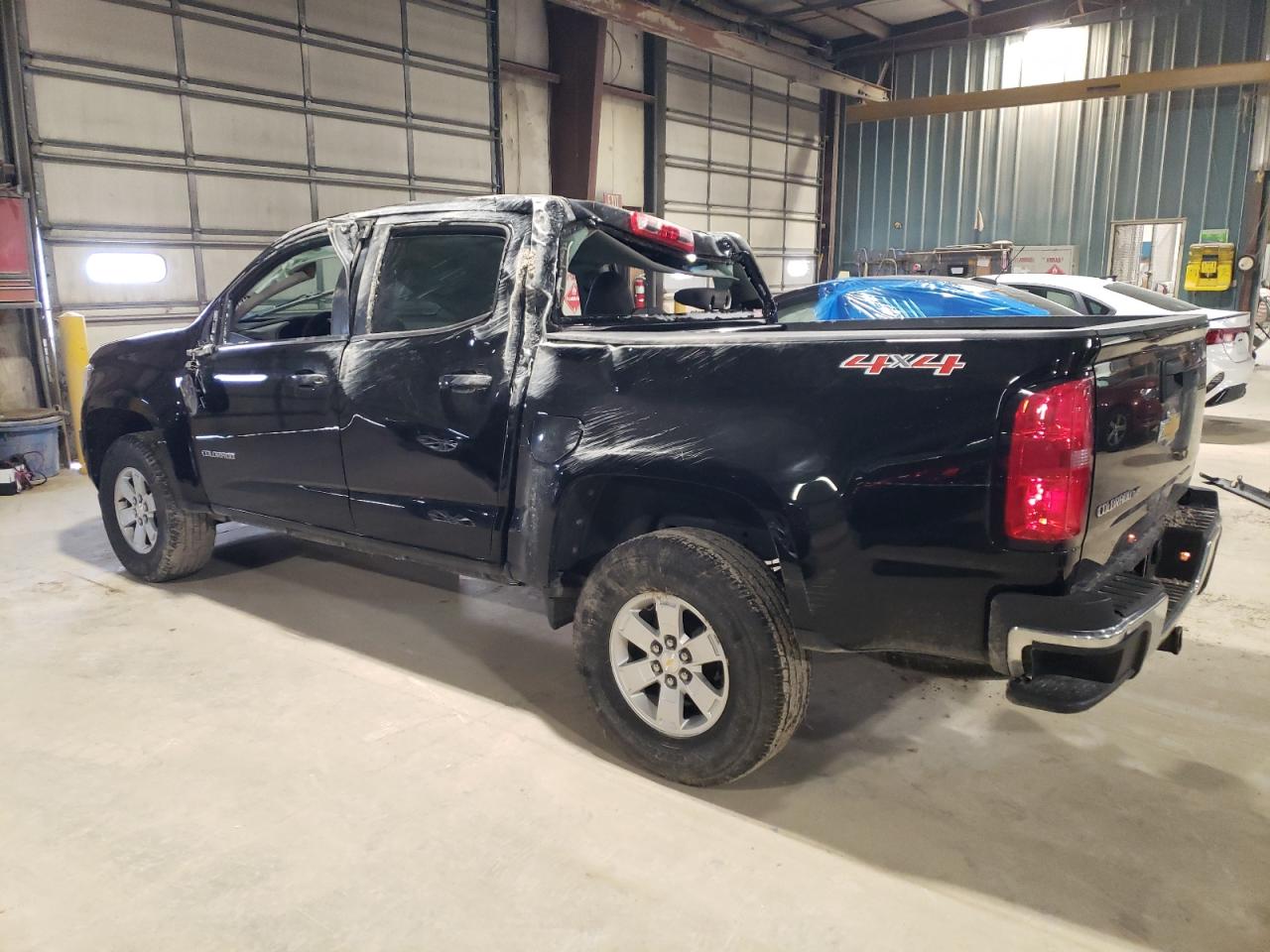 Изображение 2 2019 CHEVROLET COLORADO  2019 с VIN 1GCGTBEN8K1325613
