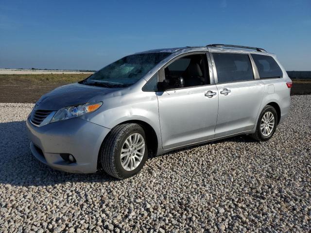 Image 1 of 2016 TOYOTA SIENNA XLE 2016 with VIN 5TDYK3DC8GS694236