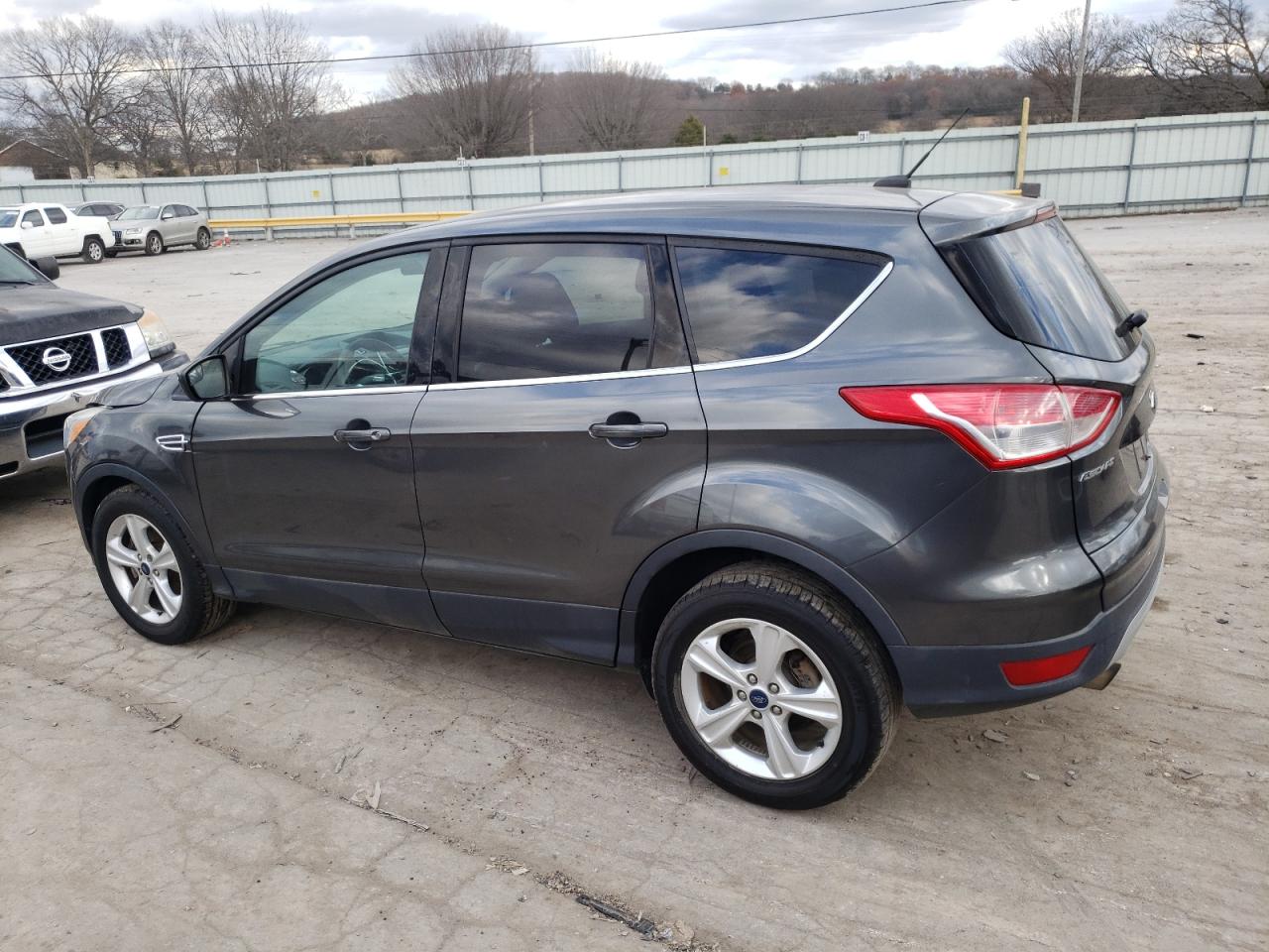 Obraz 2 z 2016 FORD ESCAPE SE 2016 z VIN 1FMCU9GX1GUB69385