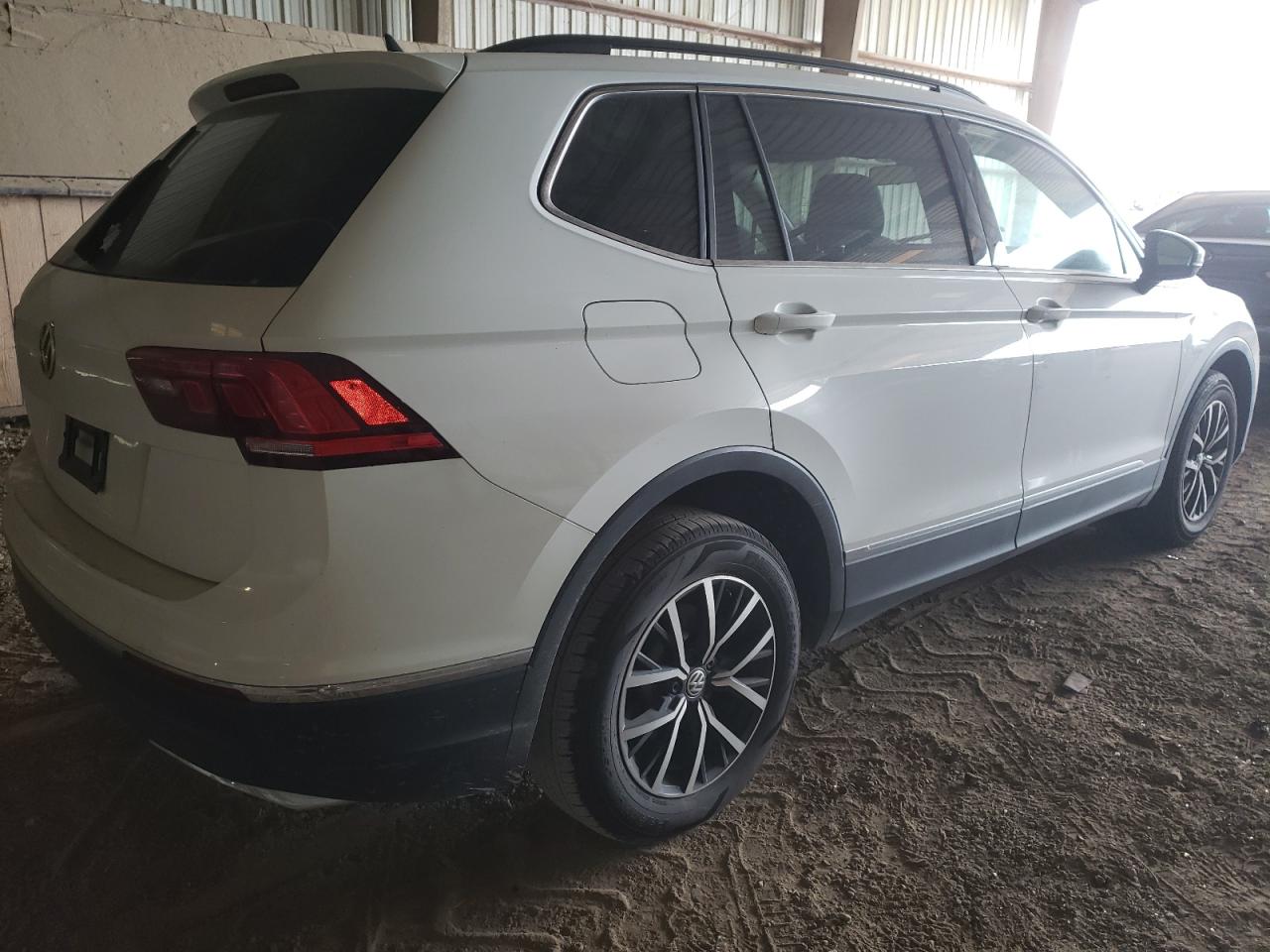 Image 3 of 2021 VOLKSWAGEN TIGUAN SE 2021 with VIN 3VV3B7AX6MM071252