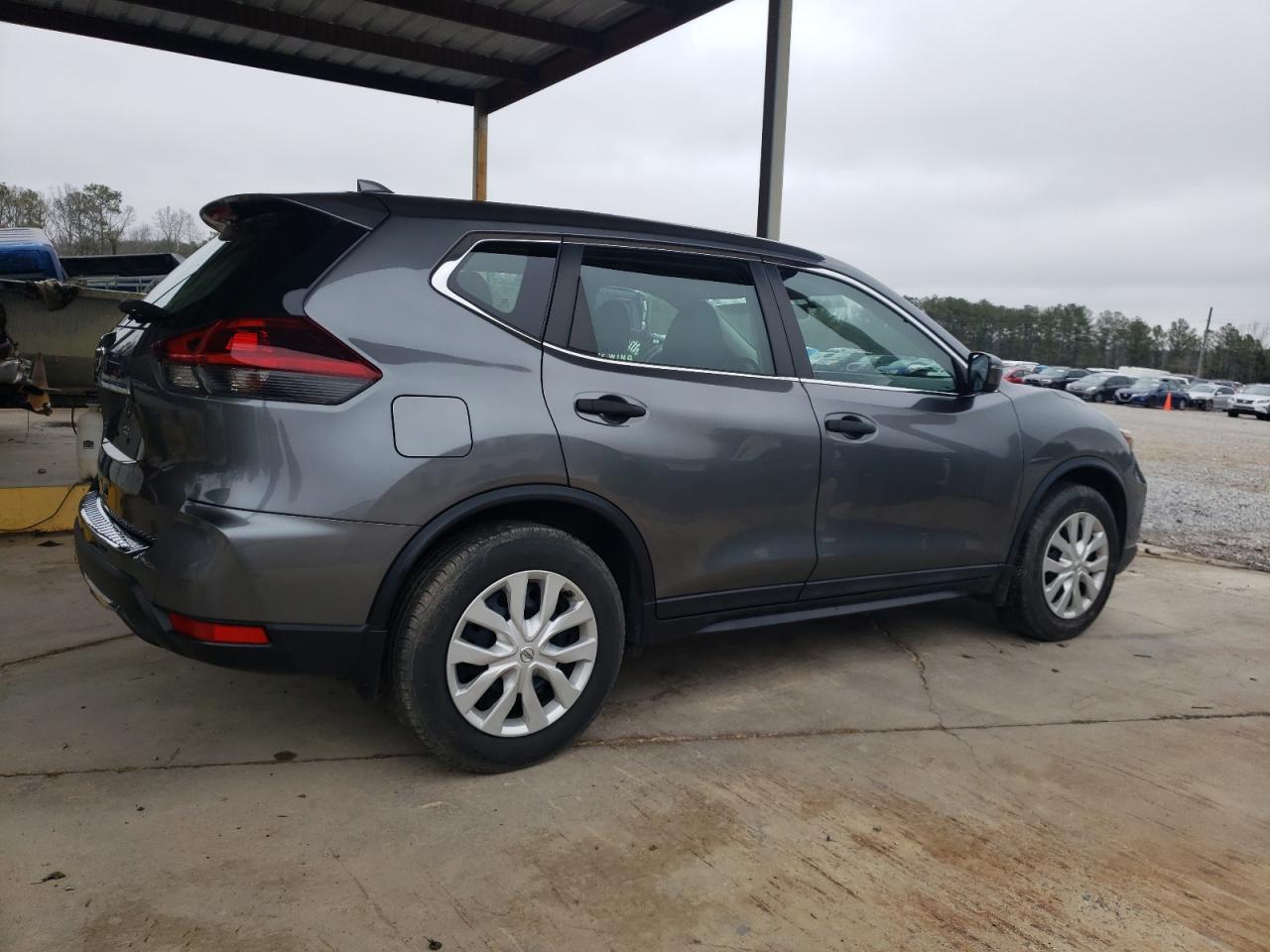 Obraz 3 z 2018 NISSAN ROGUE S 2018 z VIN 5N1AT2MTXJC848488