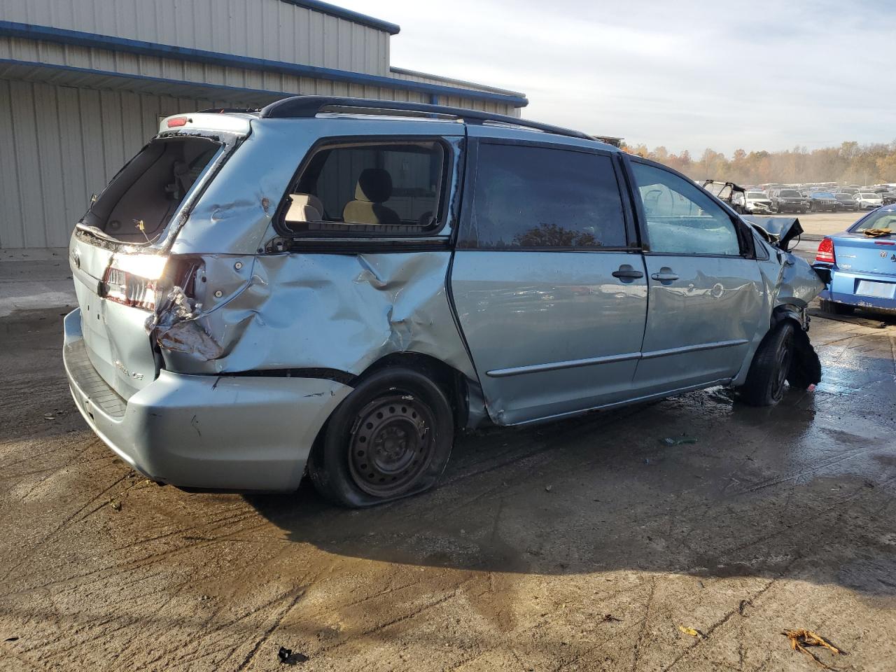 Изображение 3 2005 TOYOTA SIENNA CE 2005 с VIN 5TDZA23C45S374993