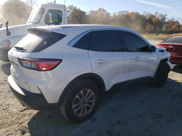 Image 3 of 2022 FORD ESCAPE SE 2022 with VIN 1FMCU9G64NUA84254
