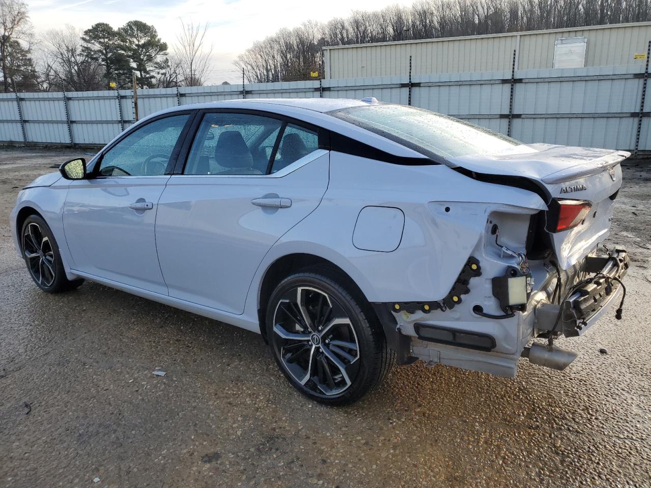 Изображение 2 2023 NISSAN ALTIMA SR 2023 с VIN 1N4BL4CW2PN365032