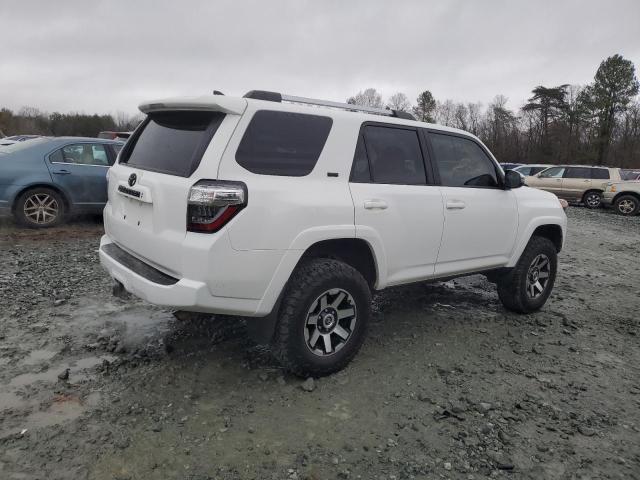 Image 3 of 2020 TOYOTA 4RUNNER SR5/SR5 PREMIUM 2020 with VIN JTEBU5JR3L5775290