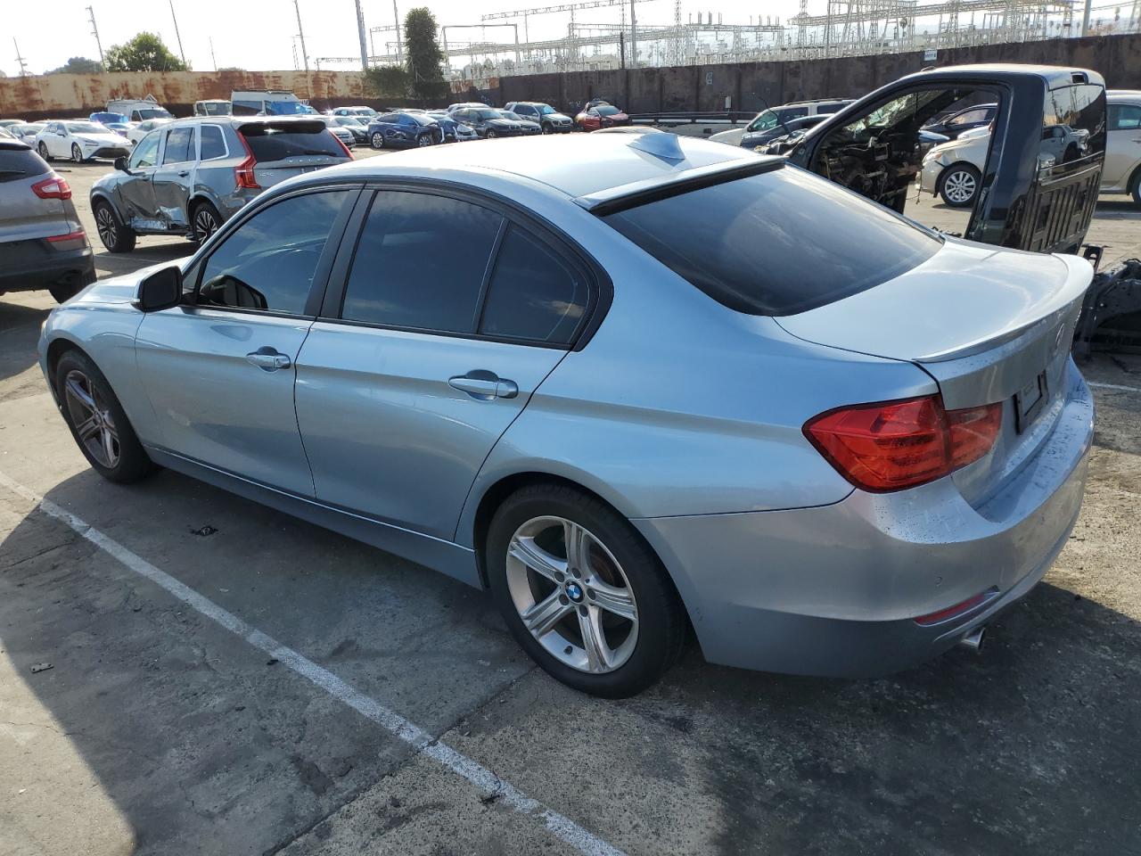 Obraz 2 z 2014 BMW 328 D 2014 z VIN WBA3D3C5XEK153908