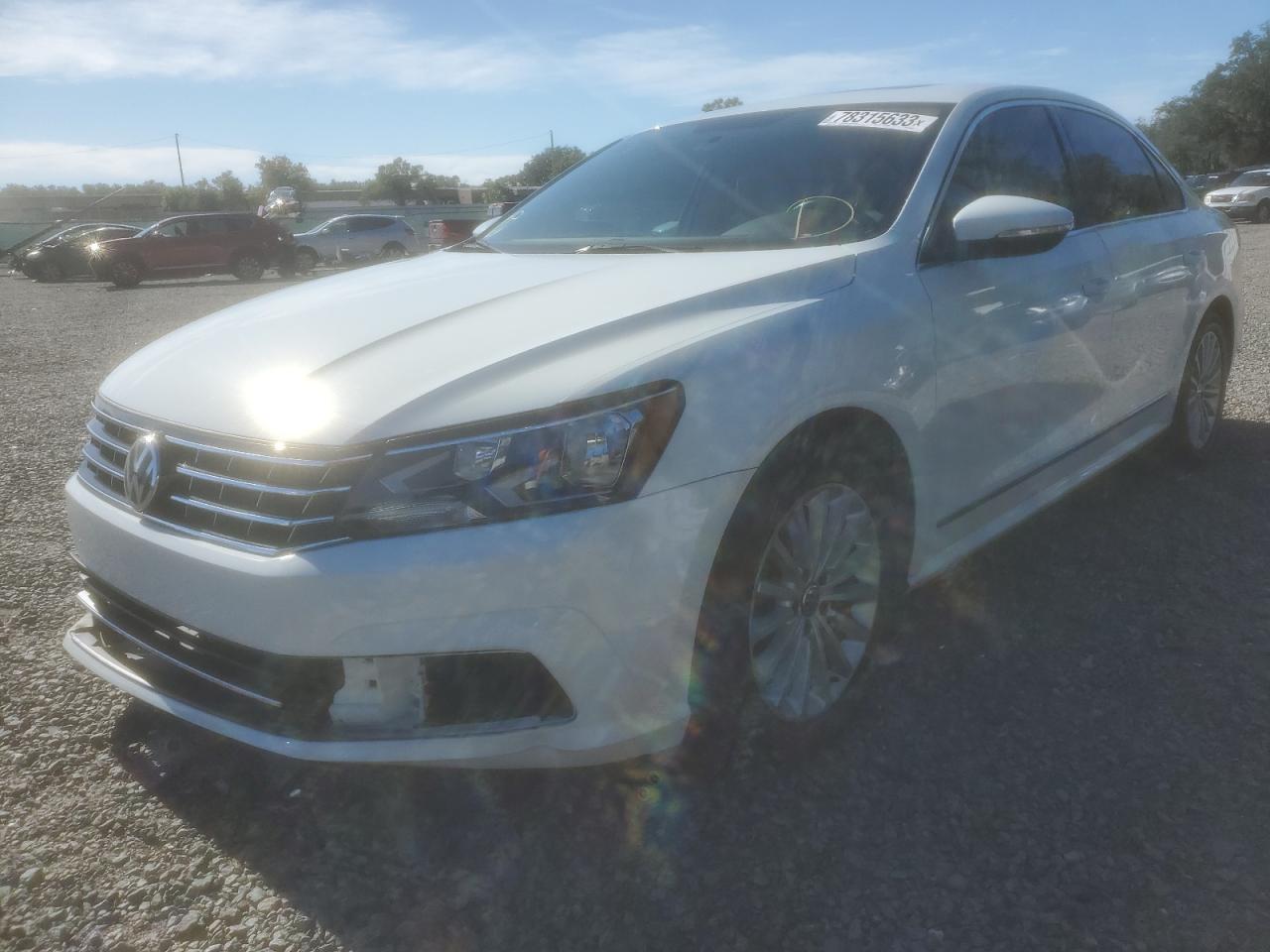 Изображение 1 2017 VOLKSWAGEN PASSAT SE 2017 с VIN 1VWBT7A31HC026065