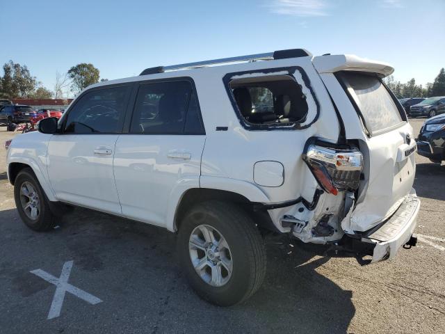 Obraz 2 z 2022 TOYOTA 4RUNNER SR5 2022 z VIN JTEFU5JR5N5253619