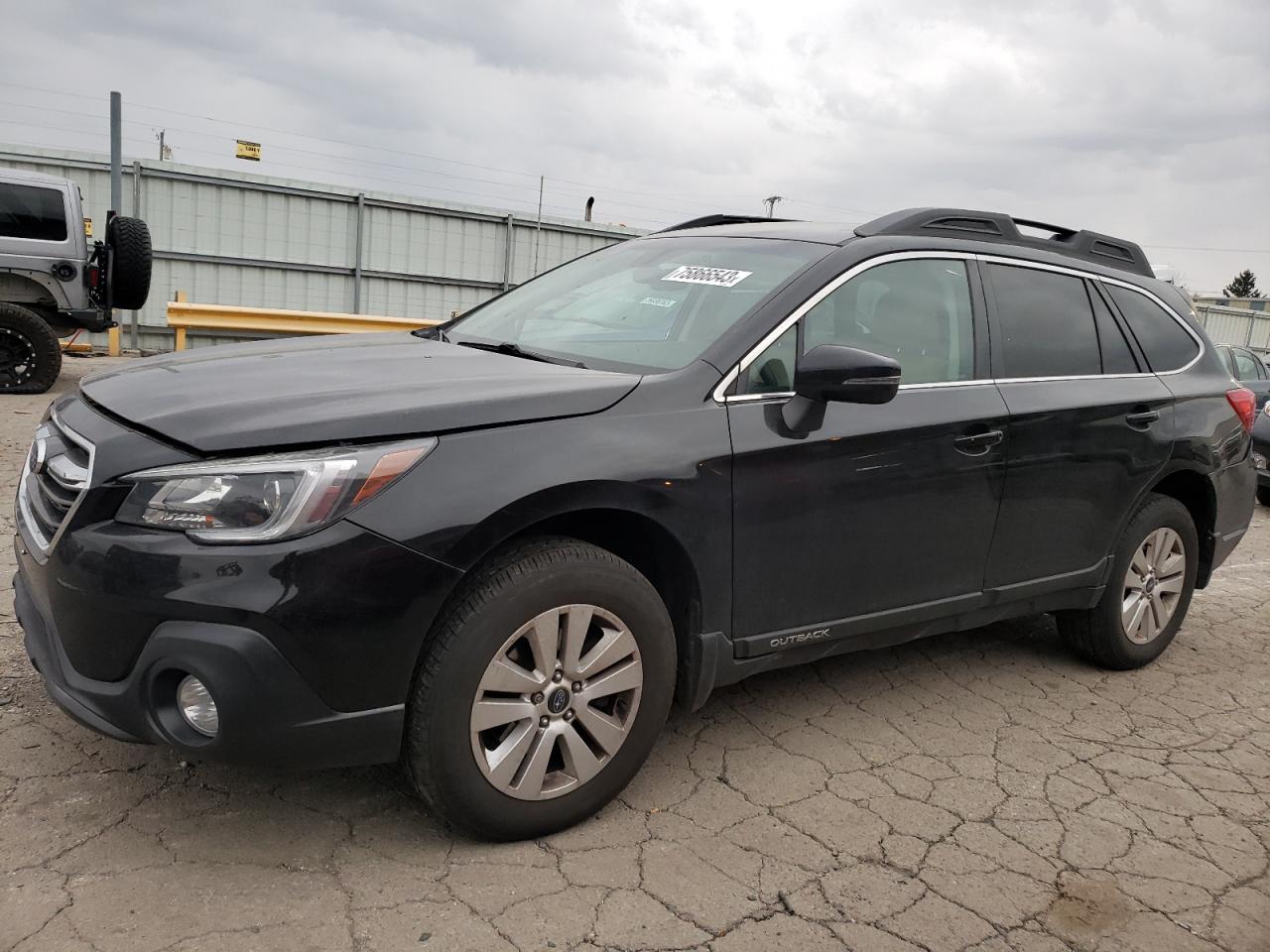 Obraz 1 z 2018 SUBARU OUTBACK 2.5I PREMIUM 2018 z VIN 4S4BSAFCXJ3266695