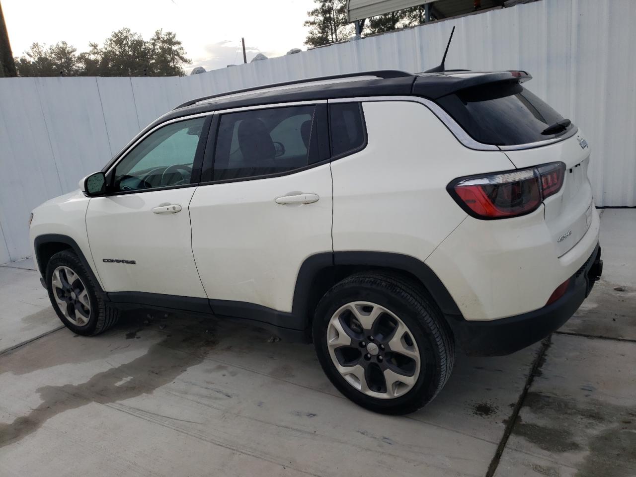 Obraz 2 z 2021 JEEP COMPASS LIMITED 2021 z VIN 3C4NJDCB9MT595804