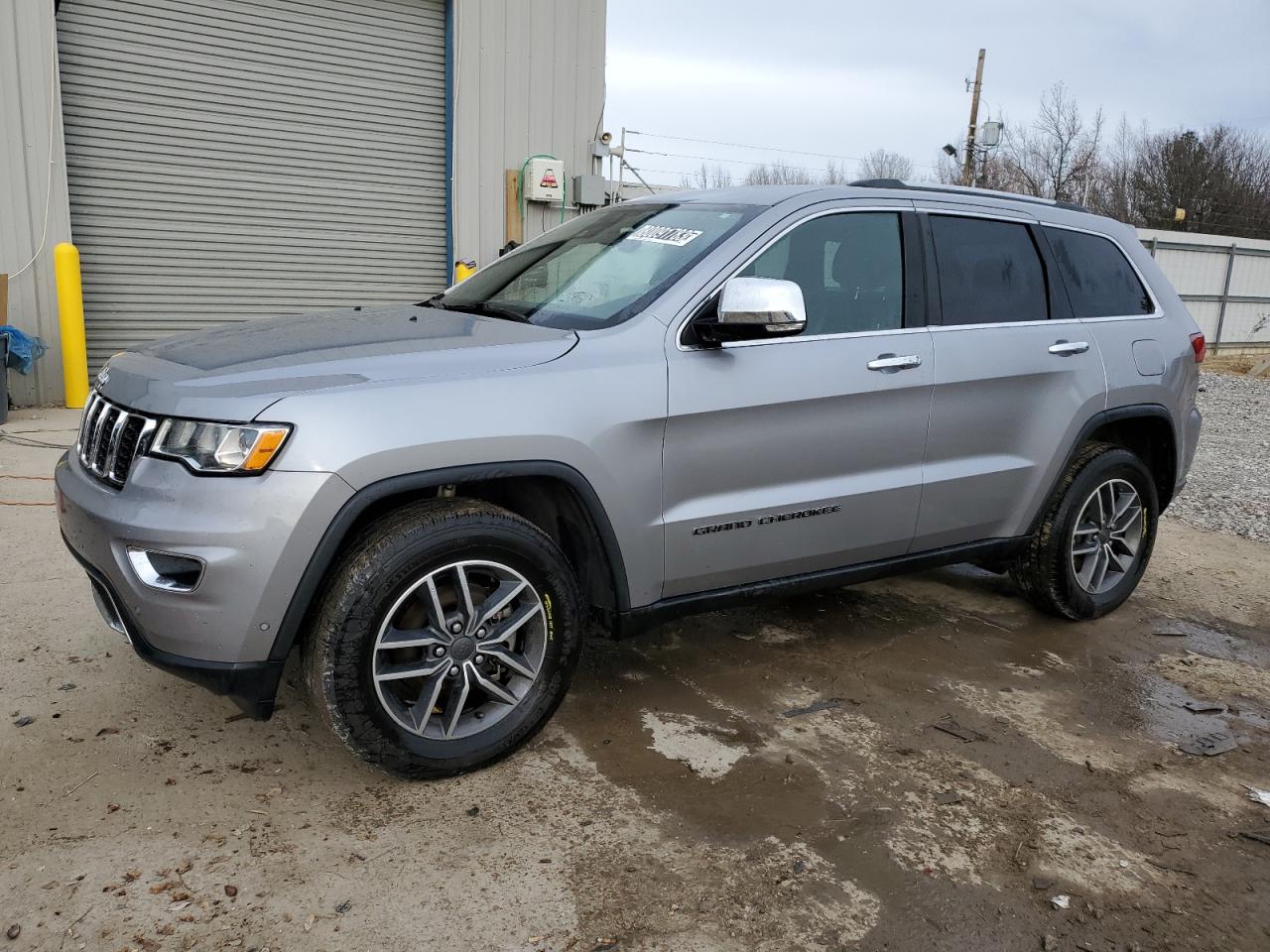 Image 1 of 2020 JEEP GRAND CHEROKEE LIMITED 2020 with VIN 1C4RJFBG1LC224642