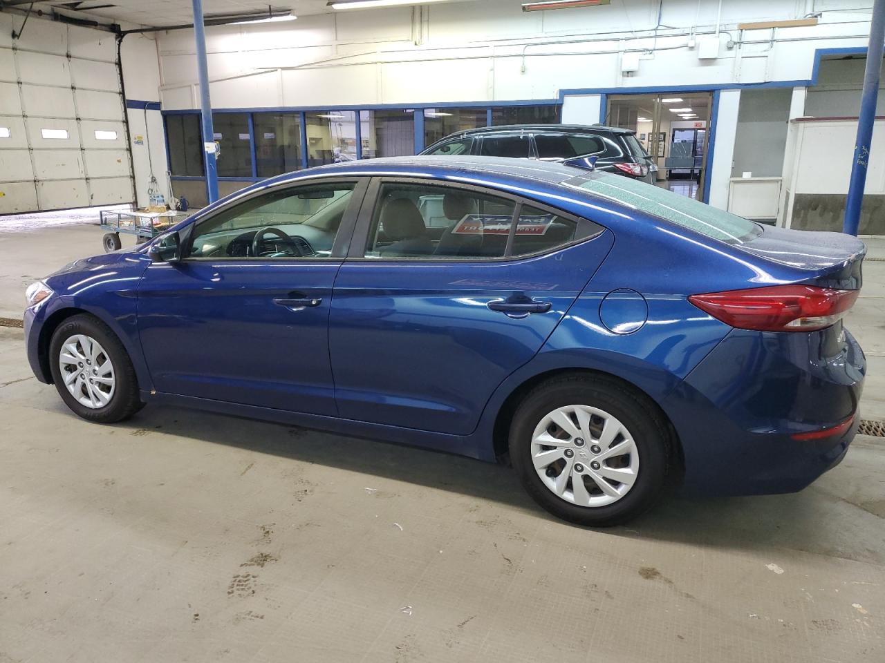 Image 2 of 2017 HYUNDAI ELANTRA SE 2017 with VIN 5NPD74LF8HH131874