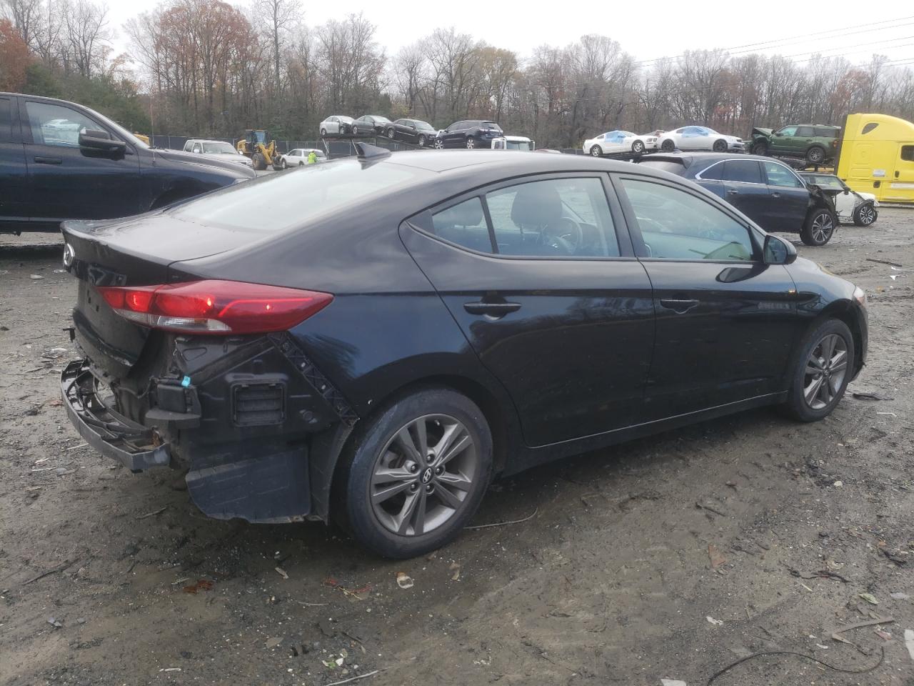 Image 3 of 2018 HYUNDAI ELANTRA SEL 2018 with VIN 5NPD84LF6JH290136
