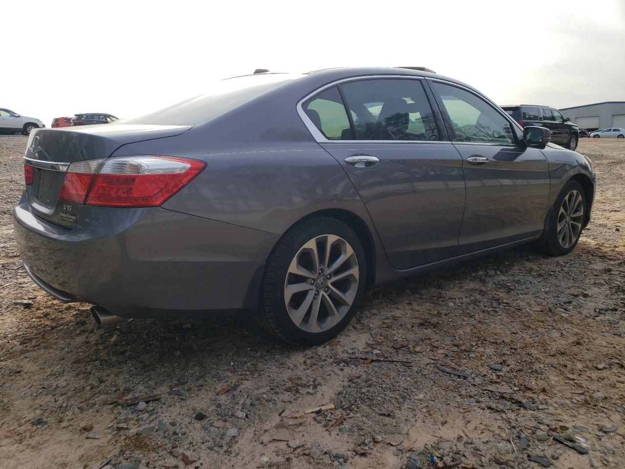 Image 3 of 2015 HONDA ACCORD EXL 2015 with VIN 1HGCR3F83FA017087
