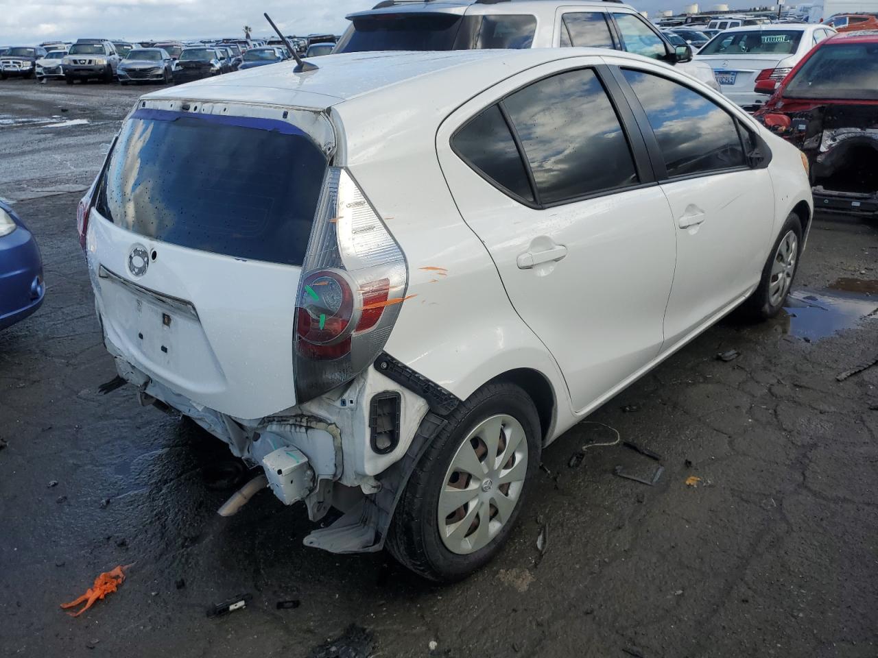 Obraz 3 z 2012 TOYOTA PRIUS C  2012 z VIN JTDKDTB33C1523937