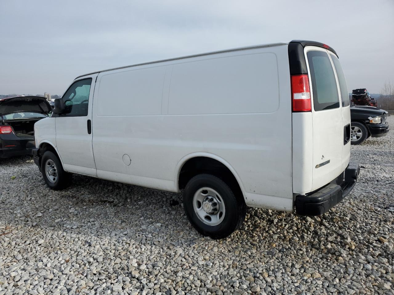 Obraz 2 z 2021 CHEVROLET EXPRESS G2500  2021 z VIN 1GCWGAFP0M1309578
