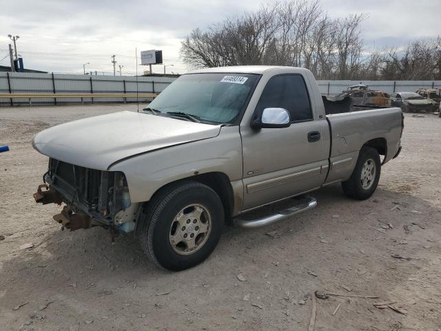 Image 1 of 2000 CHEVROLET SILVERADO C1500 2000 with VIN 1GCEC14T1YZ256081