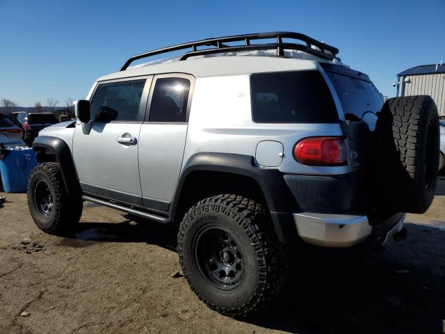Image 2 of 2007 TOYOTA FJ CRUISER  2007 with VIN JTEBU11F670059596