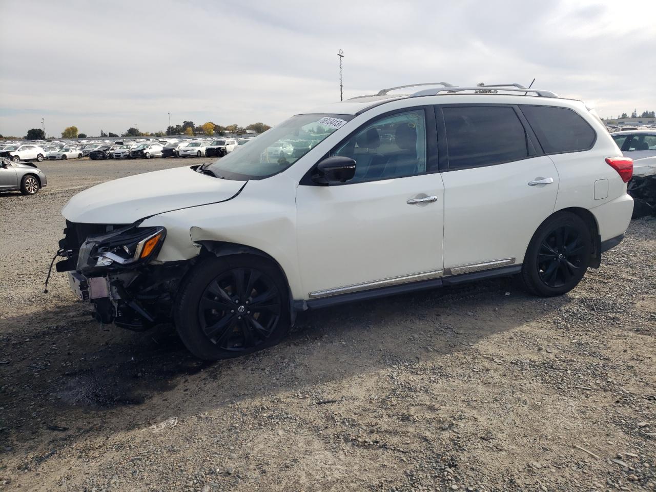 Obraz 2017 NISSAN PATHFINDER S 2017