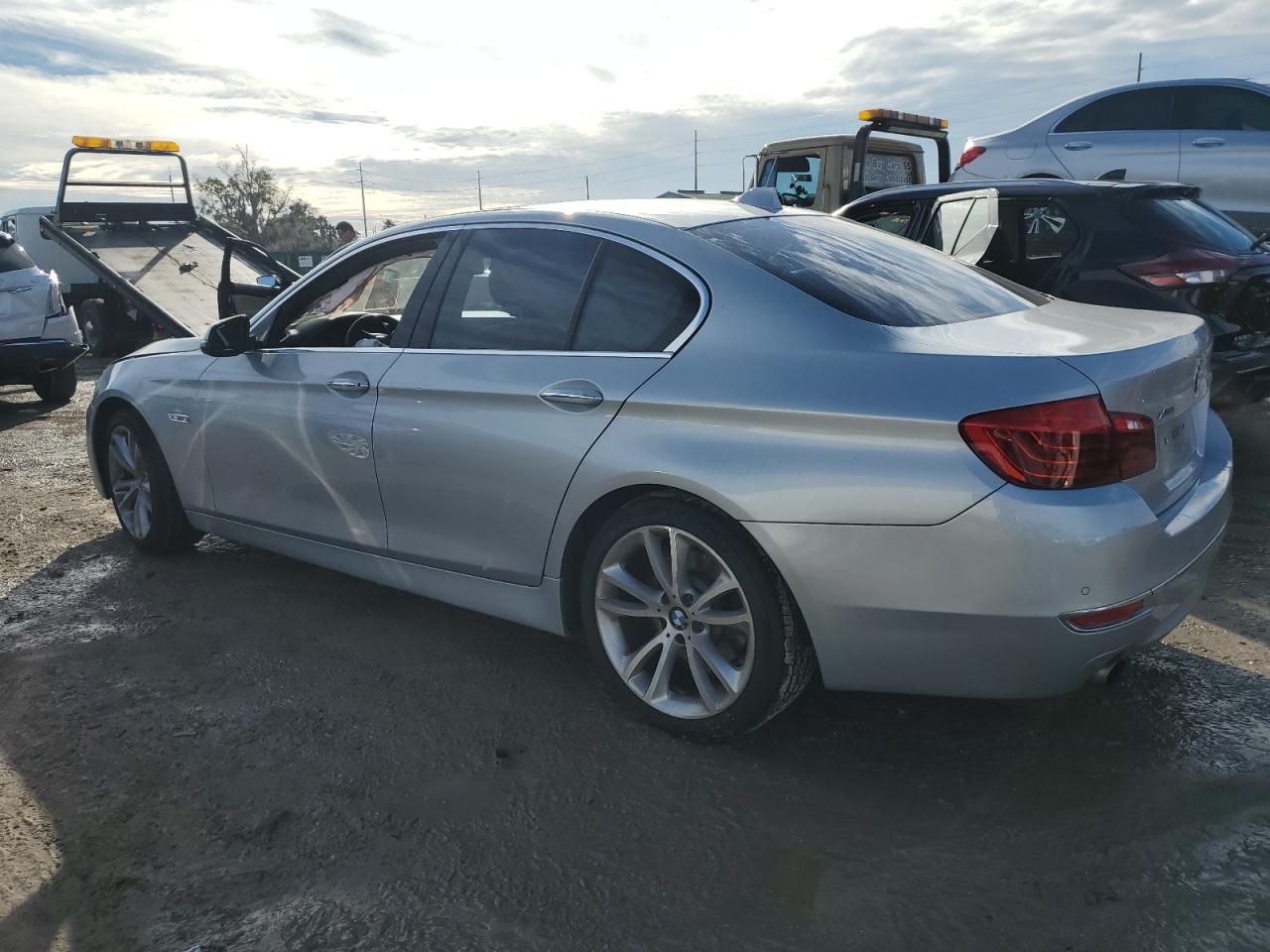 Изображение 2 2015 BMW 535 XI 2015 с VIN WBA5B3C53FD545990