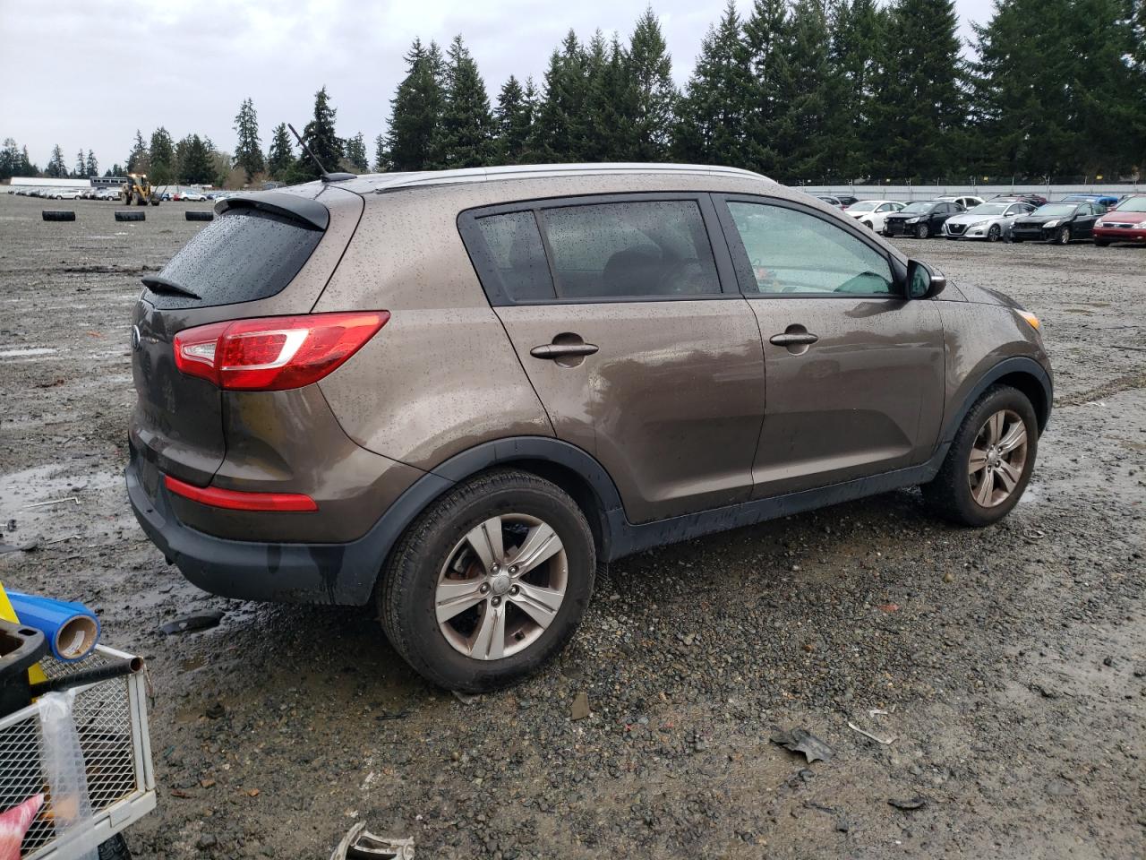 Image 3 of 2013 KIA SPORTAGE BASE 2013 with VIN KNDPB3A22D7447713