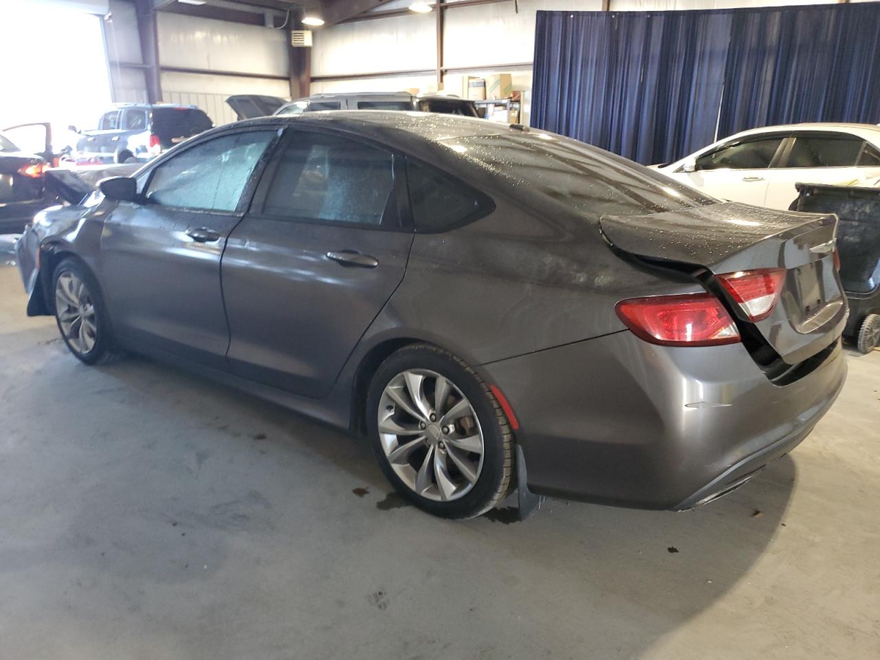 Obraz 2 z 2015 CHRYSLER 200 S 2015 z VIN 1C3CCCBB3FN677113