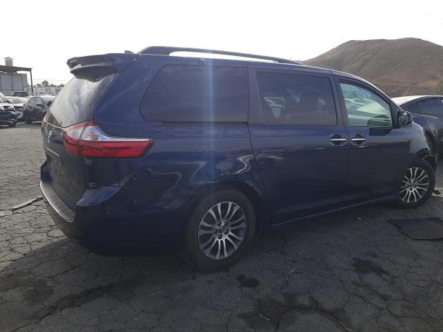 Obraz 3 z 2019 TOYOTA SIENNA XLE 2019 z VIN 5TDYZ3DC0KS989948