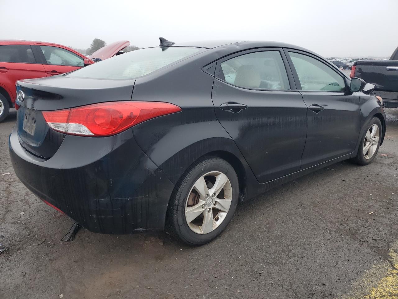 Image 3 of 2011 HYUNDAI ELANTRA GLS 2011 with VIN KMHDH4AE2BU085572