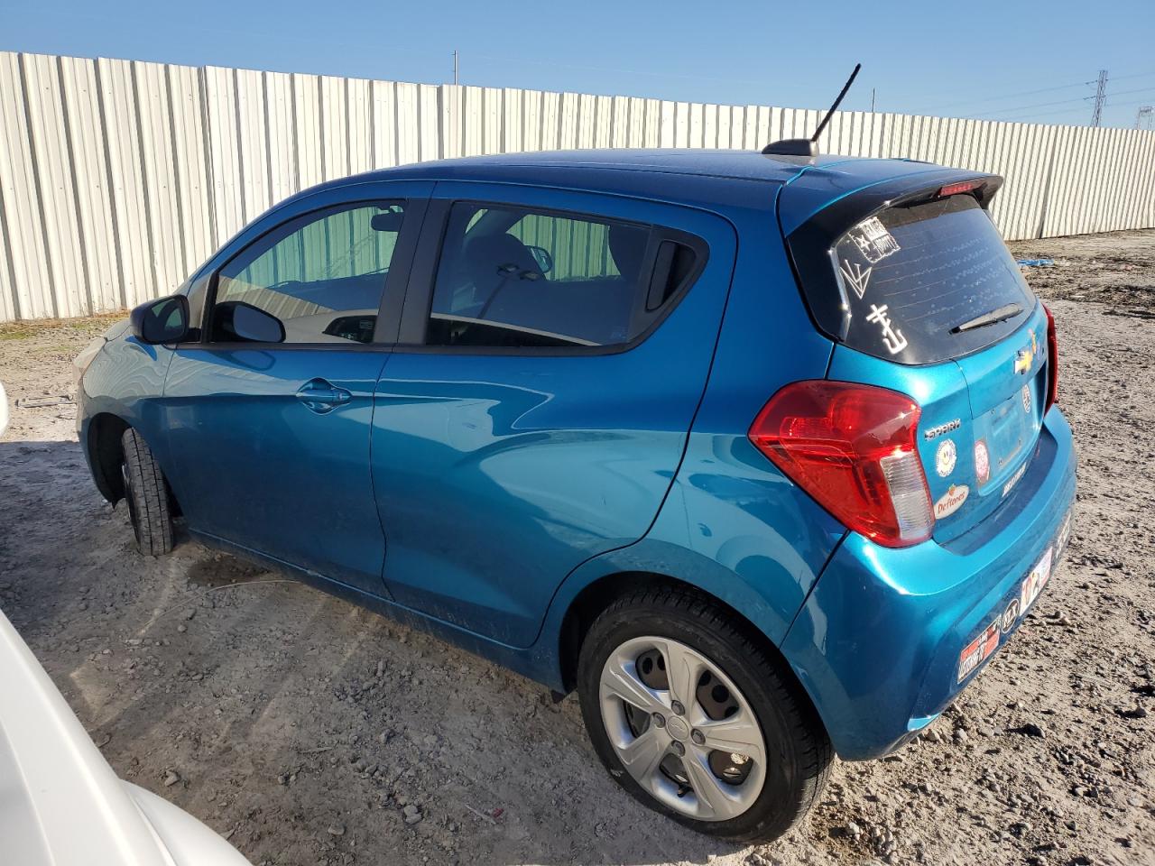 Изображение 2 2019 CHEVROLET SPARK LS 2019 с VIN KL8CB6SA3KC794258