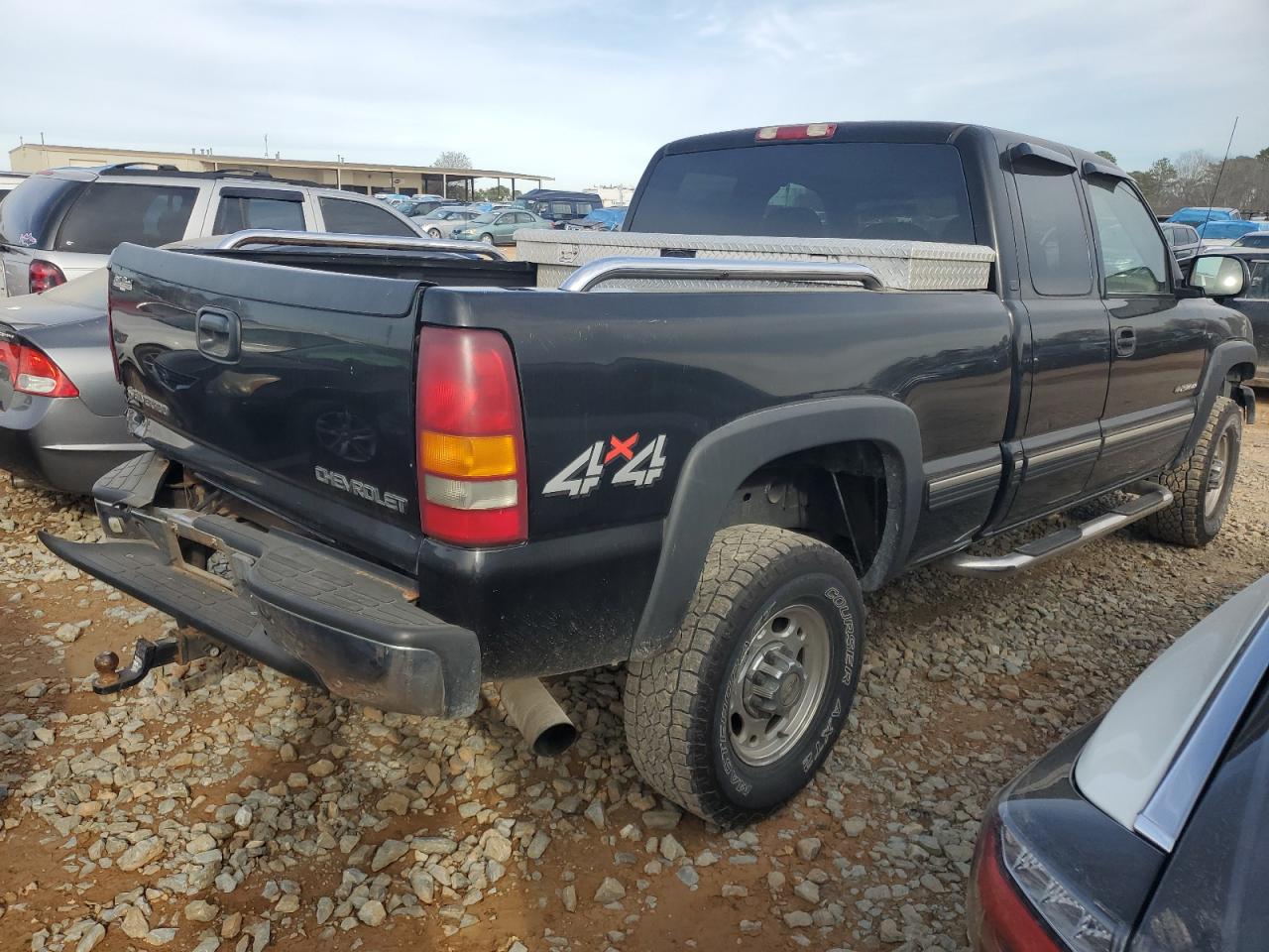 Image 3 of 2001 CHEVROLET SILVERADO K2500 HEAVY DUTY 2001 with VIN 1GCHK29U21E319158