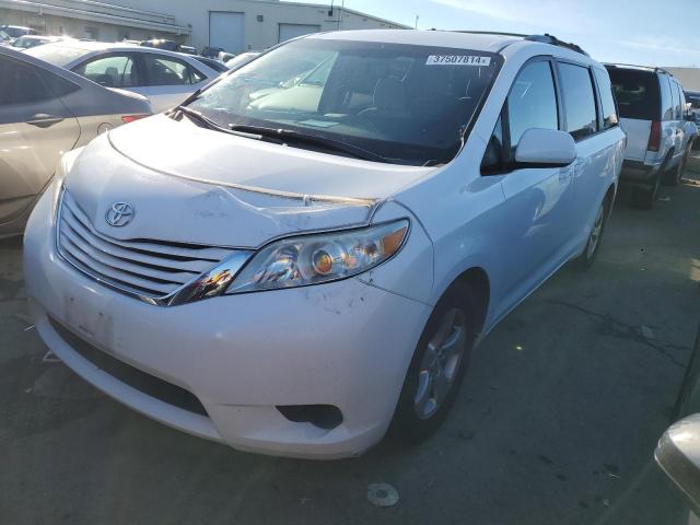 Image 1 of 2016 TOYOTA SIENNA LE 2016 with VIN 5TDKK3DC1GS722920